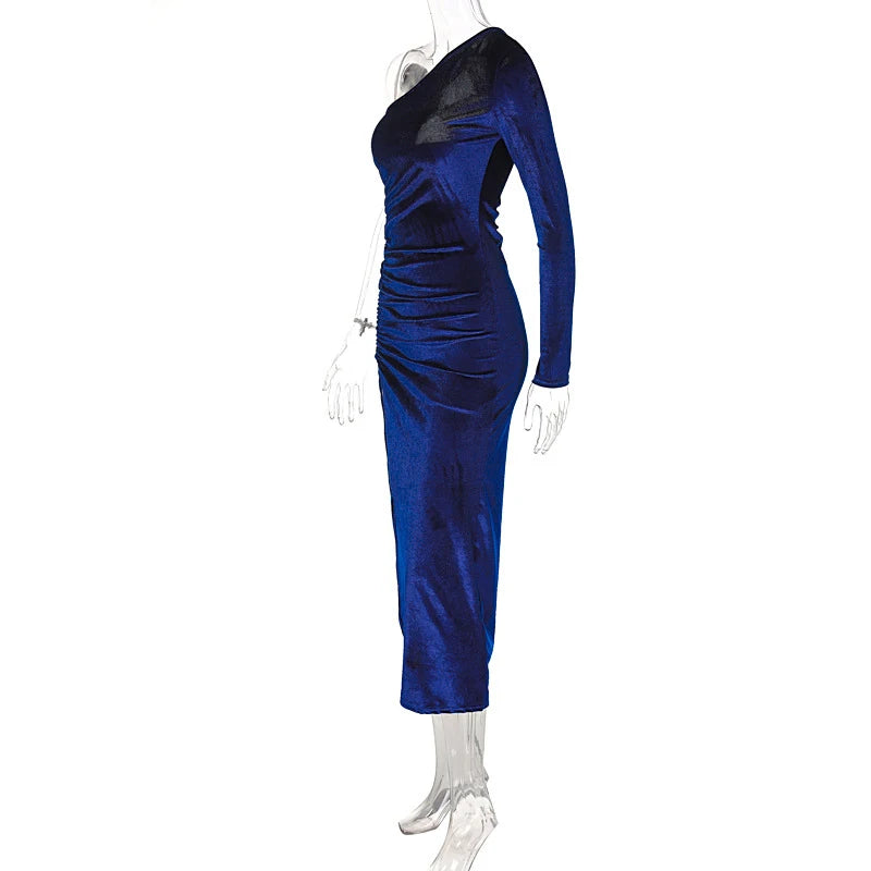 Elegant Women's Velvet Dress with Long Sleeves.